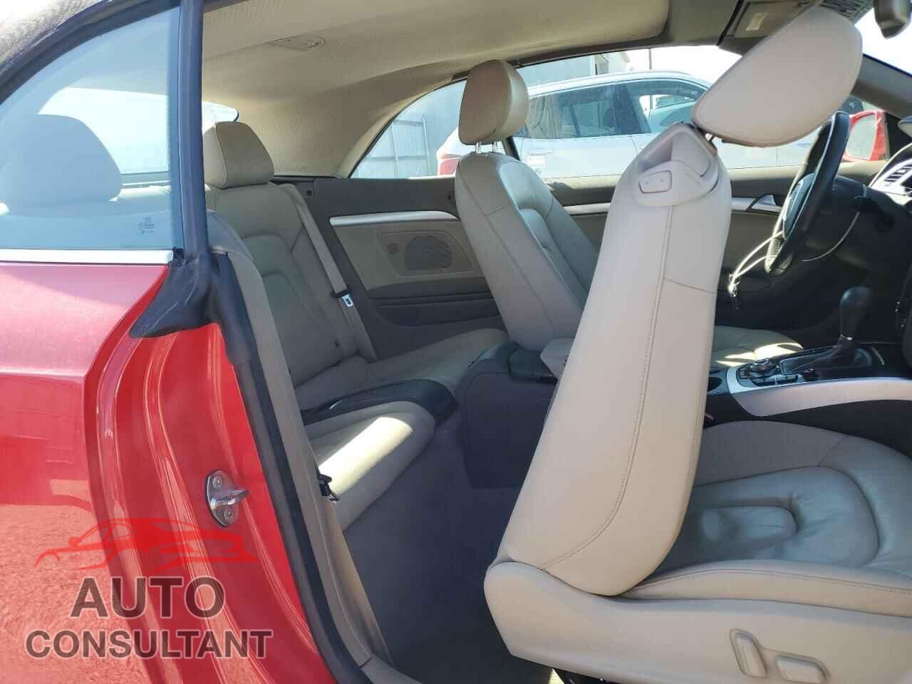 AUDI A5 2012 - WAULFAFH2CN007275
