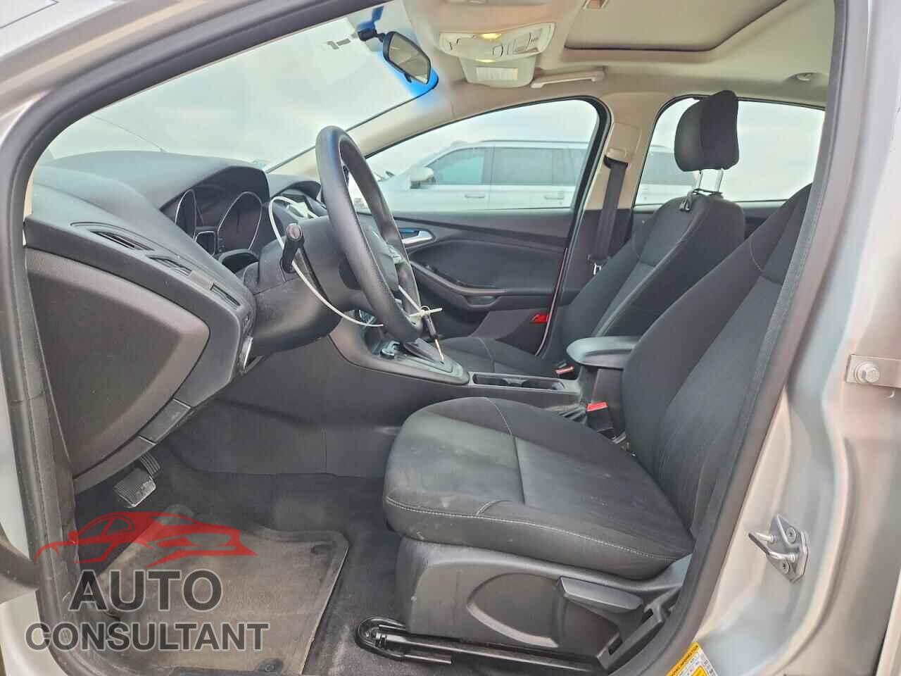 FORD FOCUS 2017 - 1FADP3H28HL290122