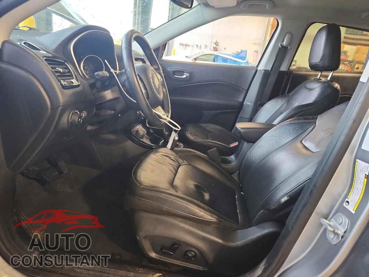 JEEP COMPASS 2019 - 3C4NJDCB2KT766504