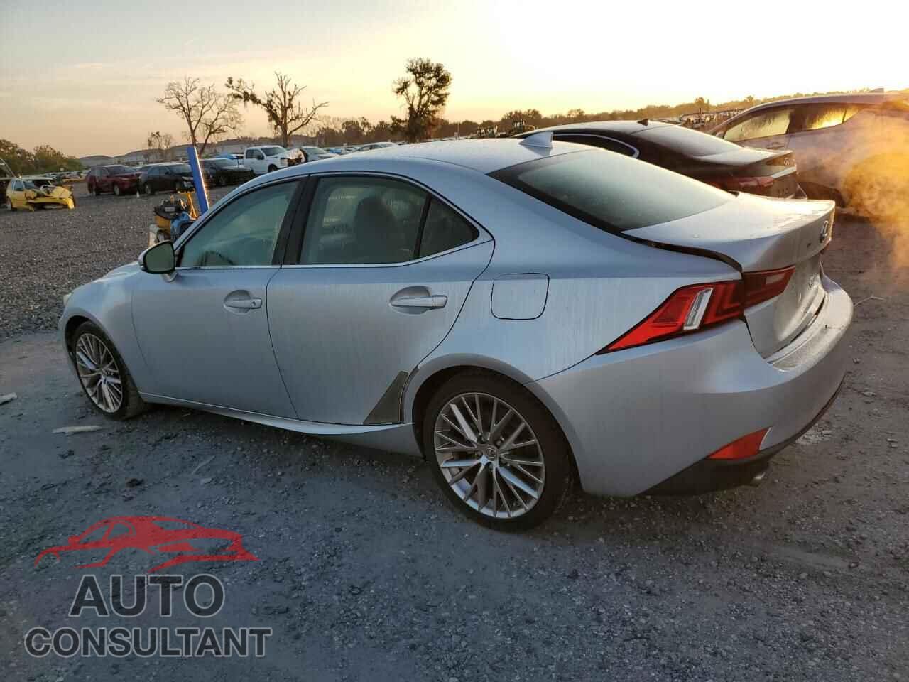 LEXUS IS 2014 - JTHBF1D20E5004468