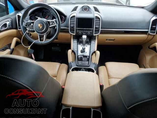PORSCHE CAYENNE 2016 - WP1AA2A22GKA10586