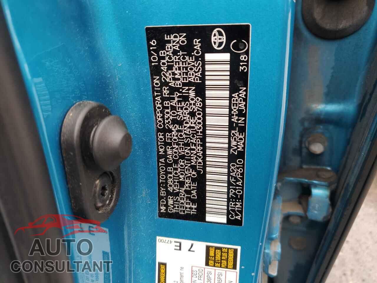 TOYOTA PRIUS 2017 - JTDKARFP1H3000789