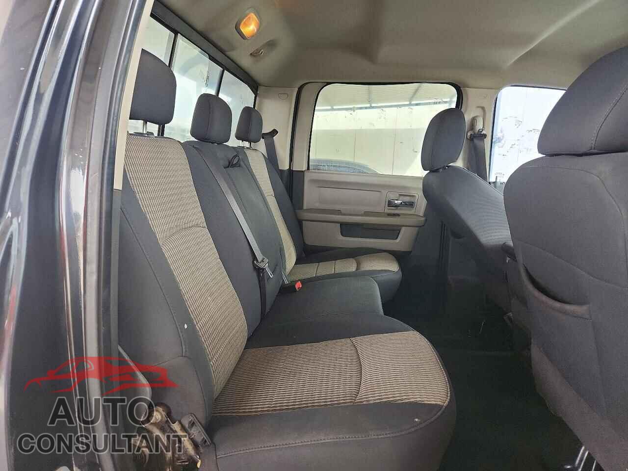 DODGE RAM 1500 2010 - 1D7RB1CT7AS241952