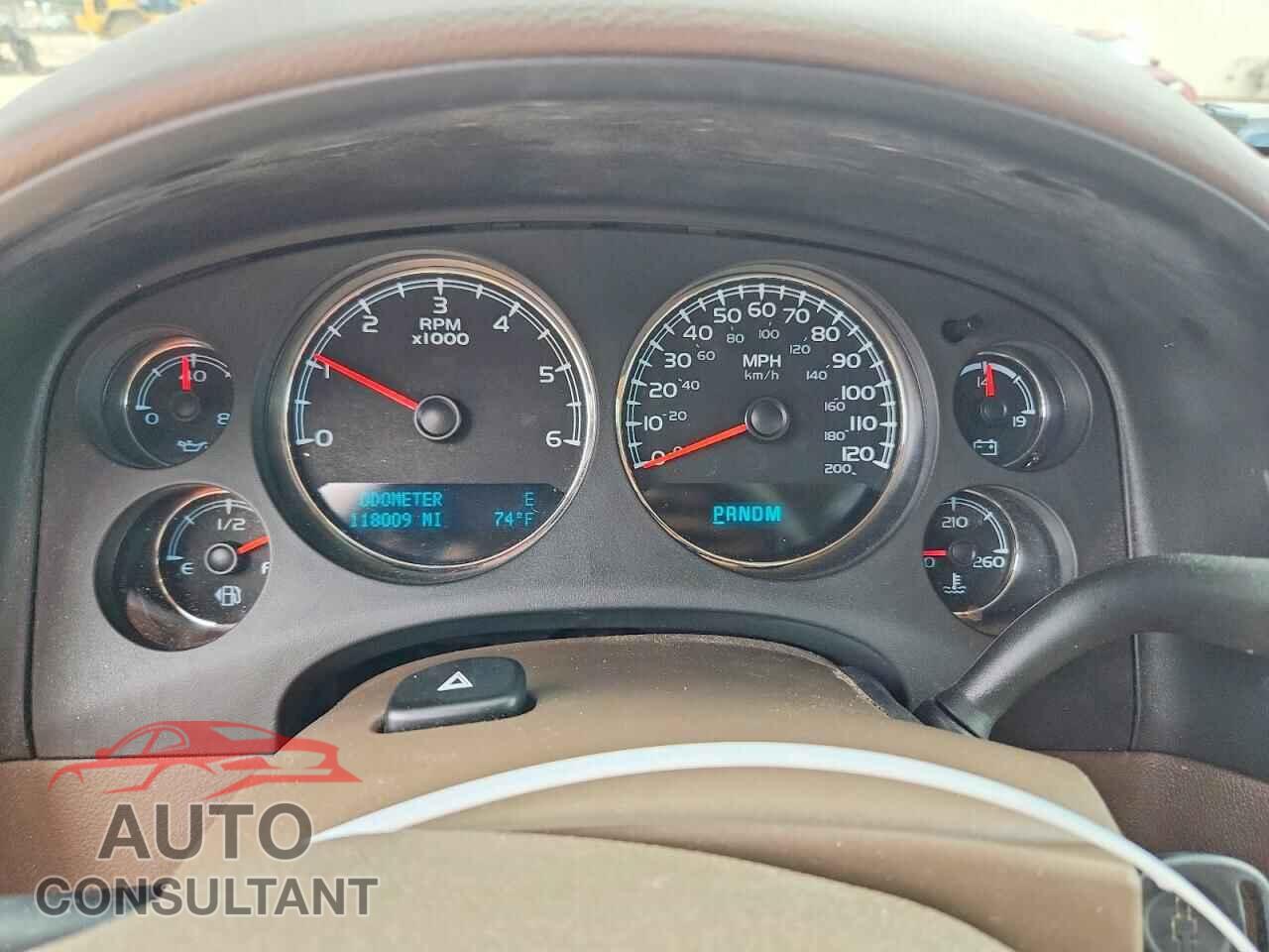 CHEVROLET TAHOE 2012 - 1GNSCBE00CR123745