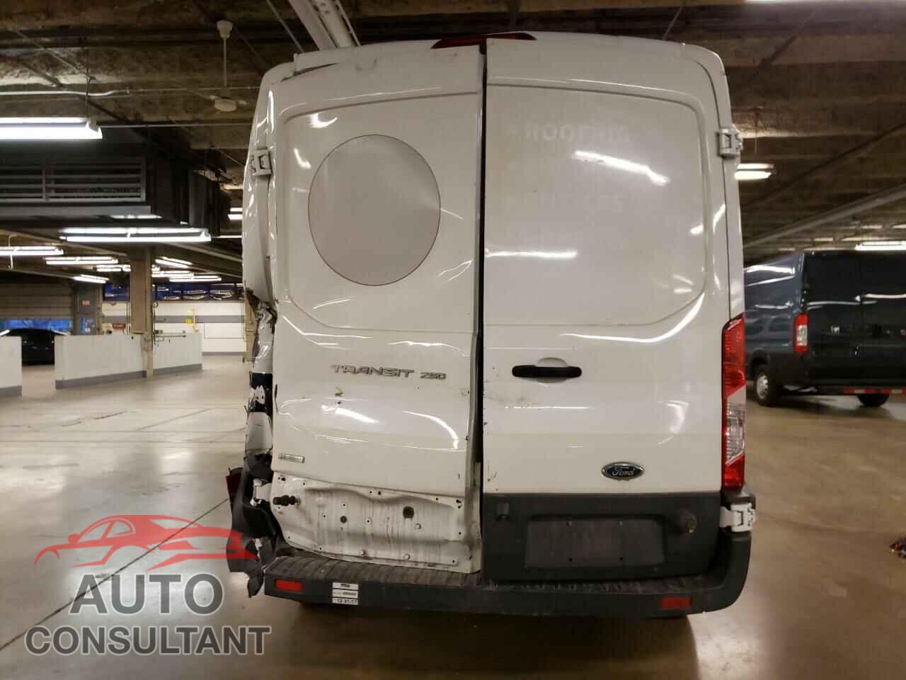 FORD TRANSIT 2016 - 1FTYR2CG5GKB06519