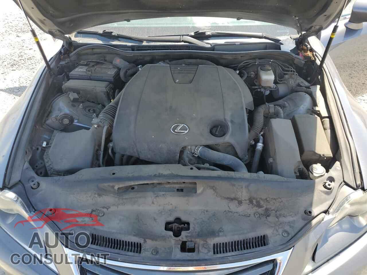 LEXUS IS 2014 - JTHCF1D2XE5004157
