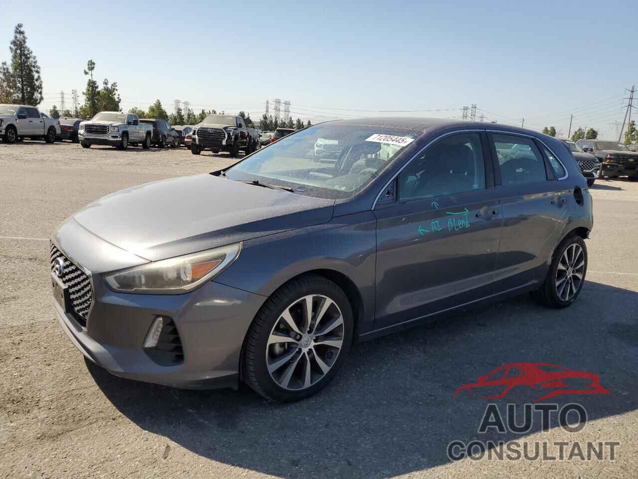 HYUNDAI ELANTRA 2018 - KMHH35LE3JU041680