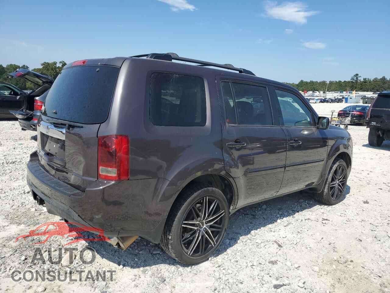 HONDA PILOT 2012 - 5FNYF3H5XCB043074