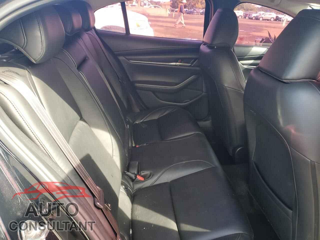 MAZDA 3 2021 - JM1BPABL7M1313533