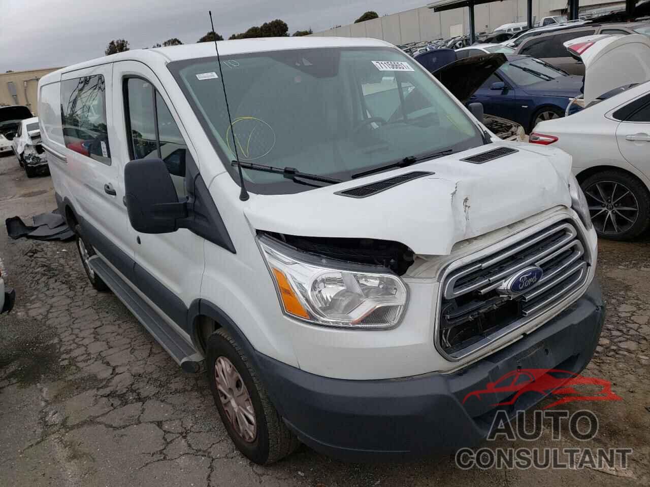 FORD TRANSIT CO 2018 - 1FTYR1YM7JKB32989