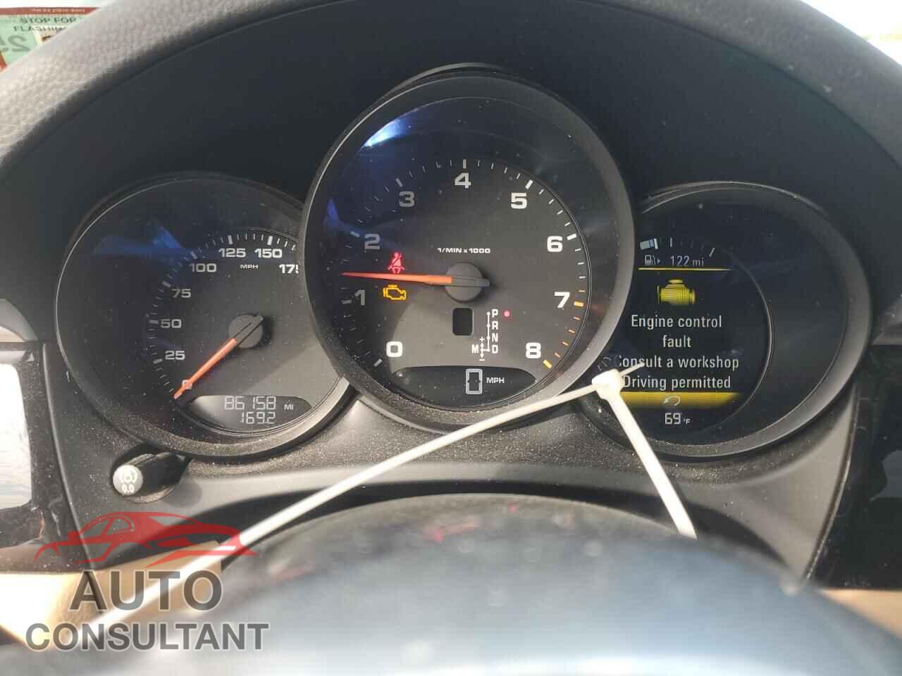 PORSCHE MACAN 2018 - WP1AA2A55JLB01573