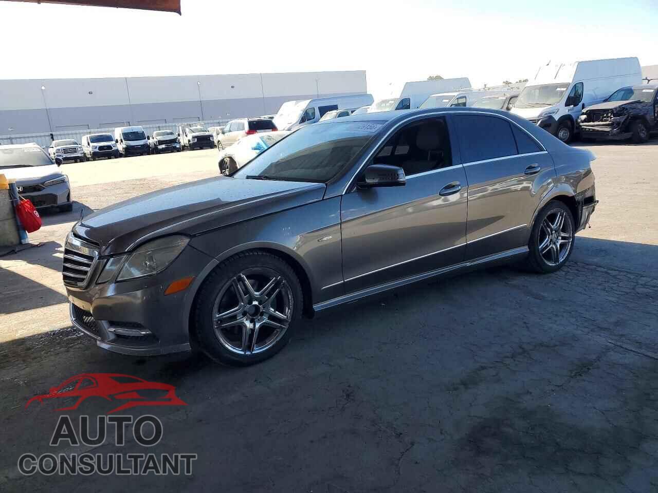 MERCEDES-BENZ E-CLASS 2012 - WDDHF5KBXCA534334