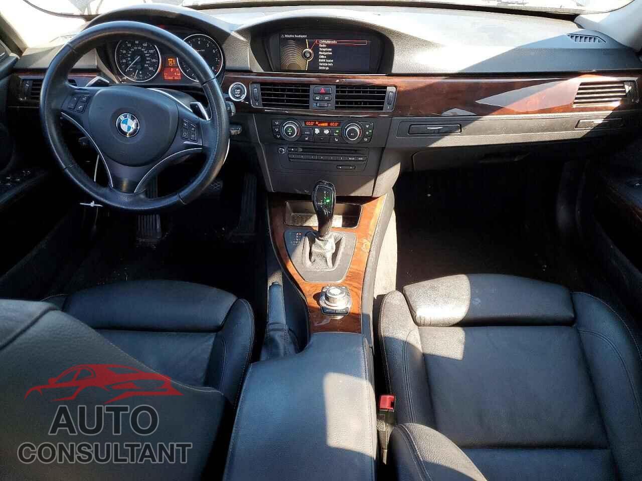BMW 3 SERIES 2011 - WBAPM5C55BE576855