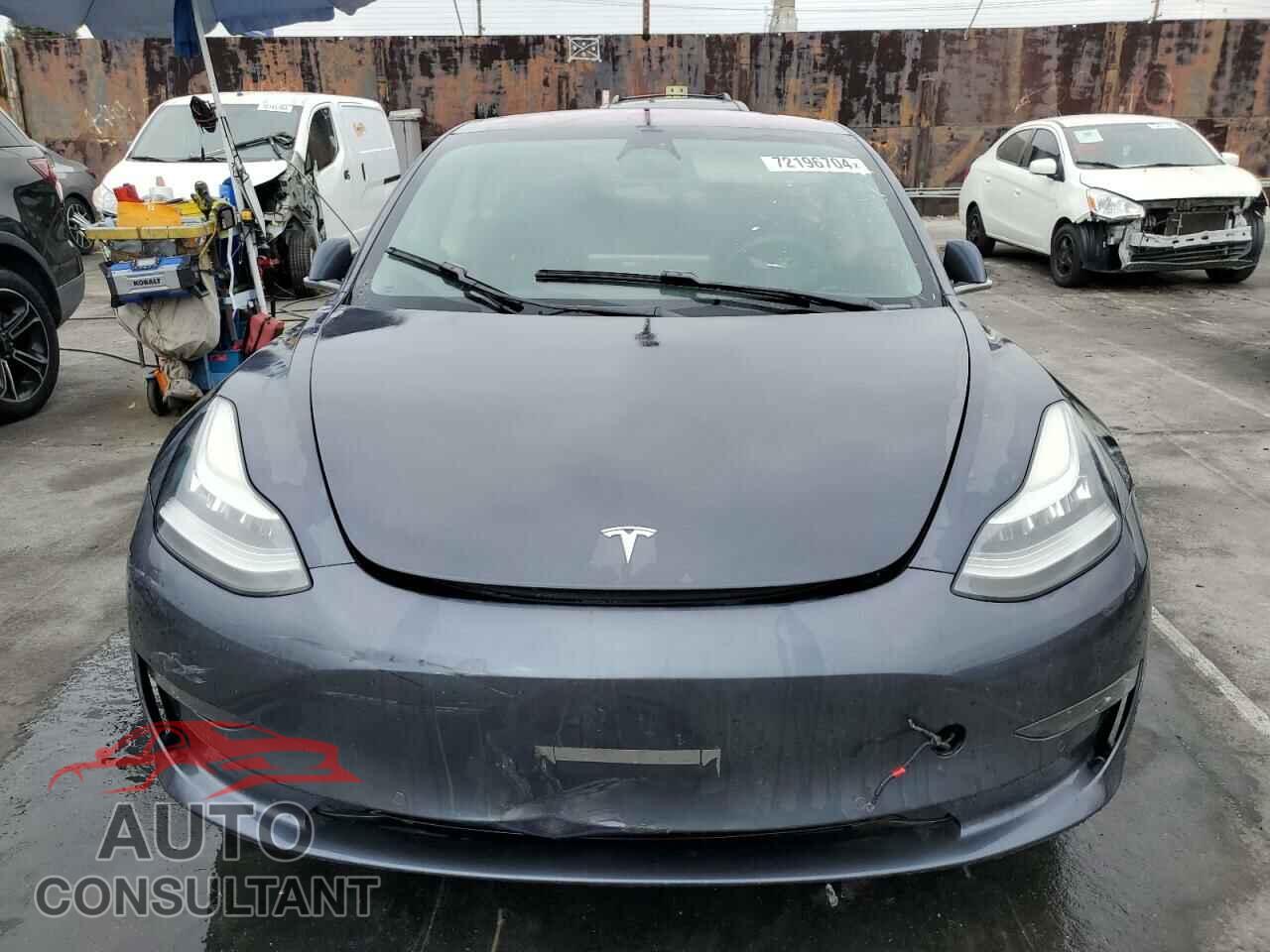 TESLA MODEL 3 2018 - 5YJ3E1EA2JF004012