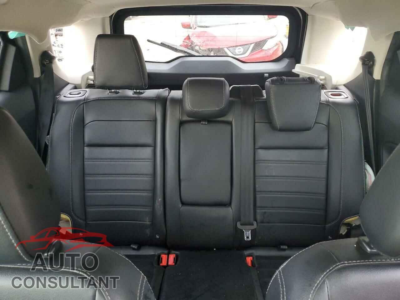 FORD ECOSPORT 2021 - MAJ6S3KL8MC413341