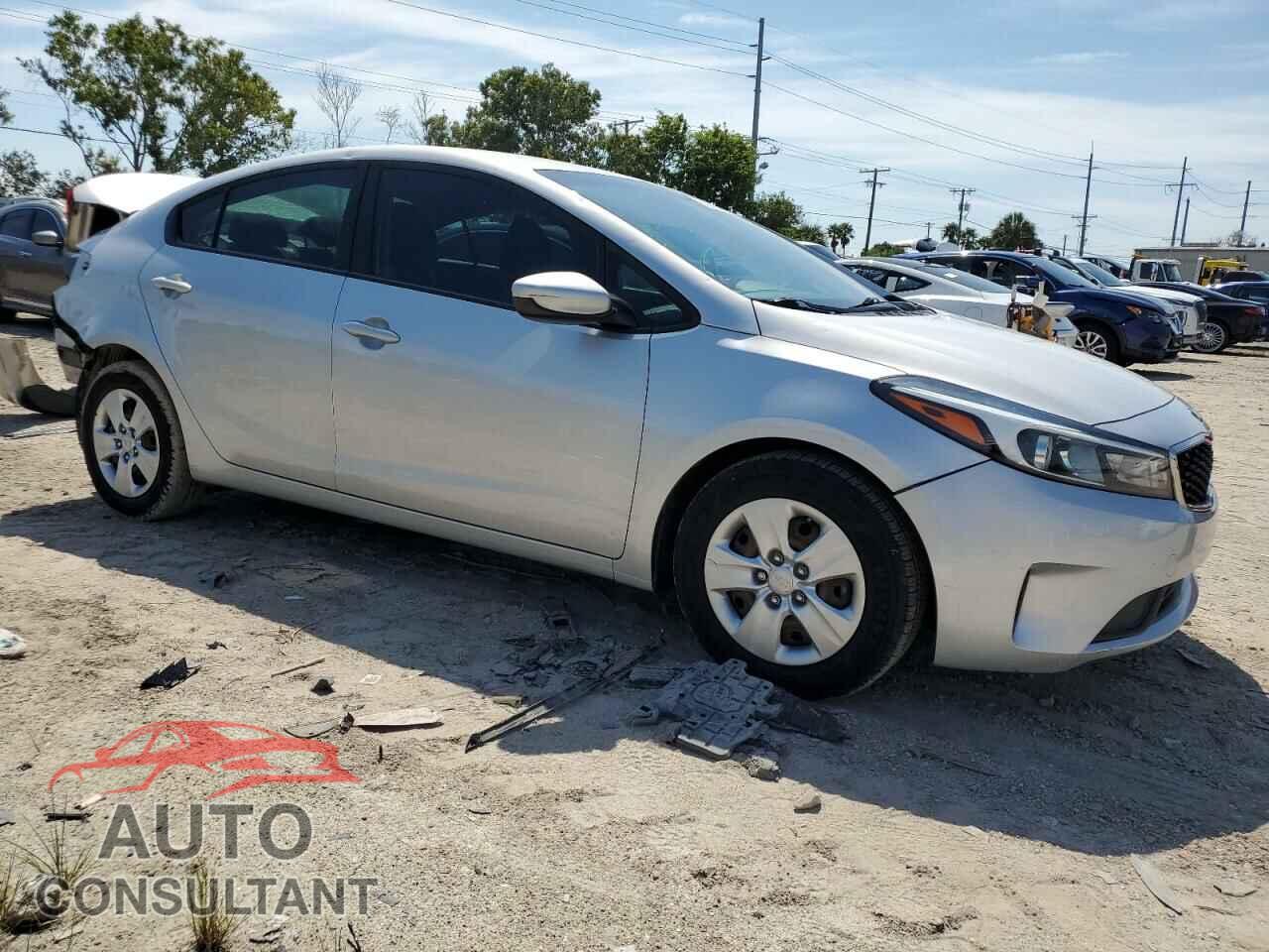 KIA FORTE 2017 - 3KPFL4A74HE140365