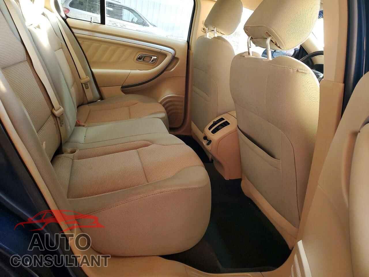 FORD TAURUS 2016 - 1FAHP2E82GG135691