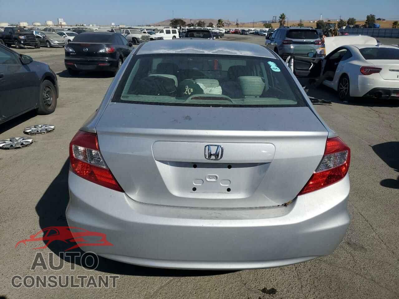HONDA CIVIC 2012 - 2HGFB2F55CH570970