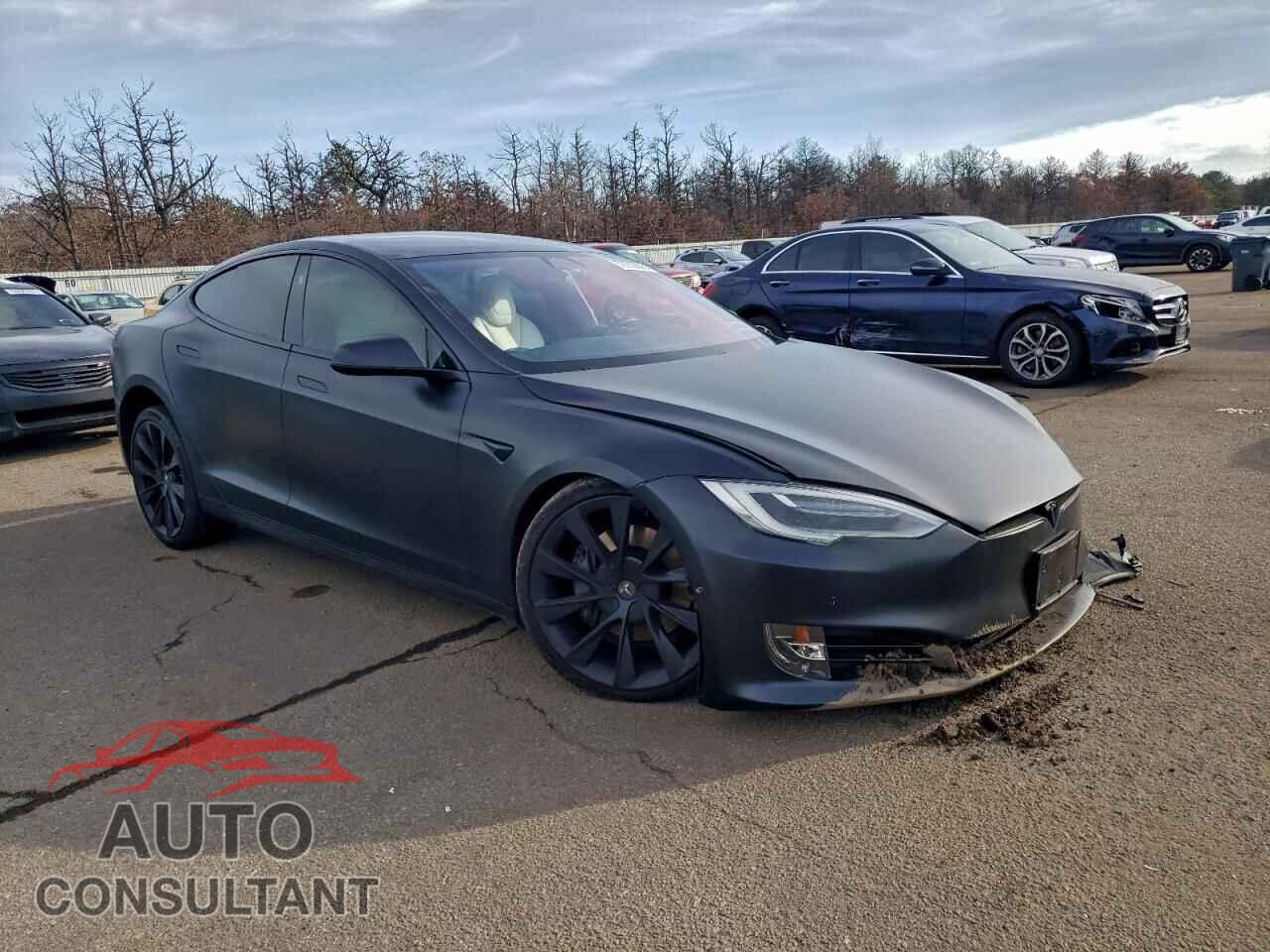 TESLA MODEL S 2018 - 5YJSA1E24JF286587