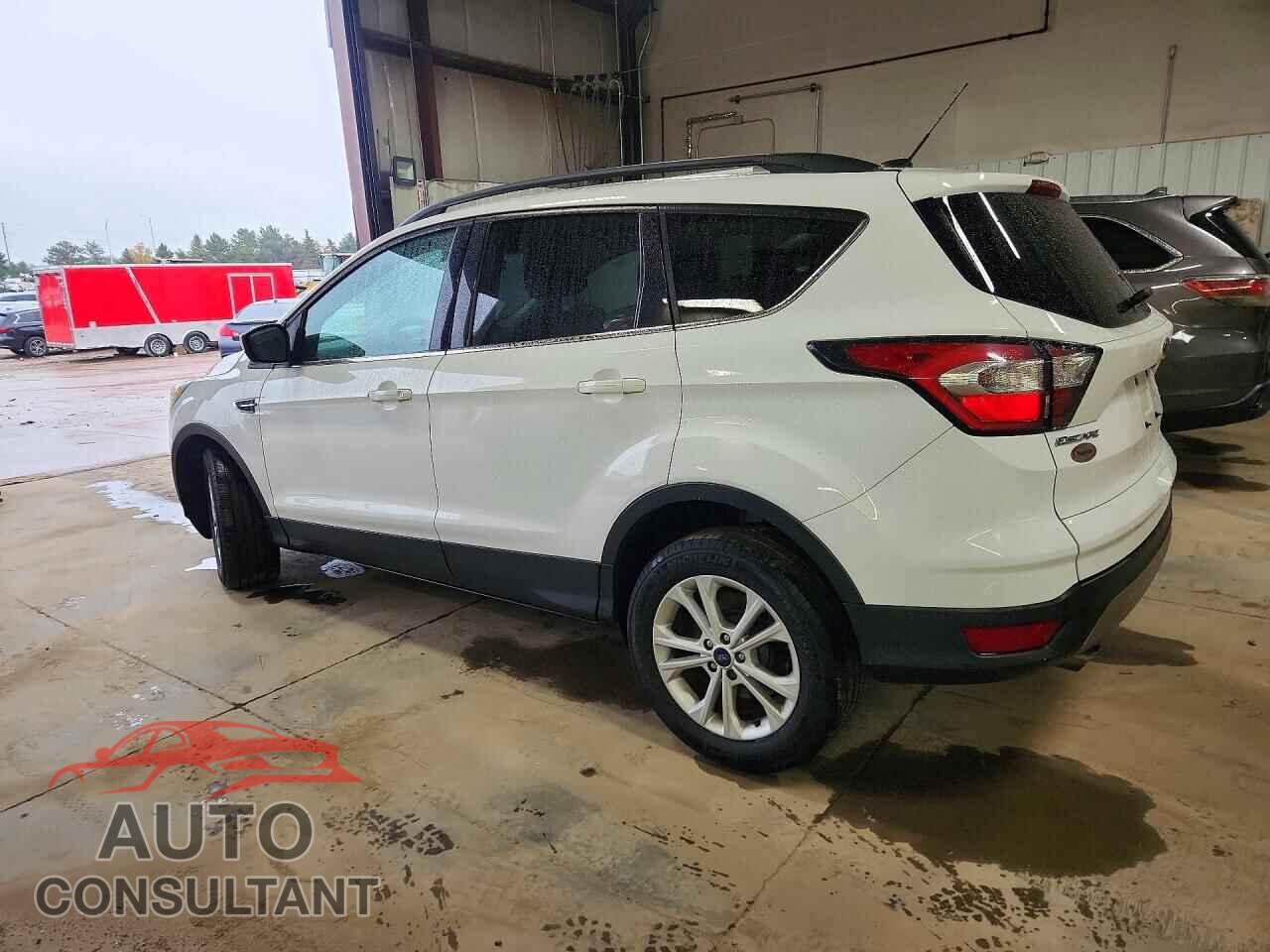FORD ESCAPE 2017 - 1FMCU9GD7HUC81776
