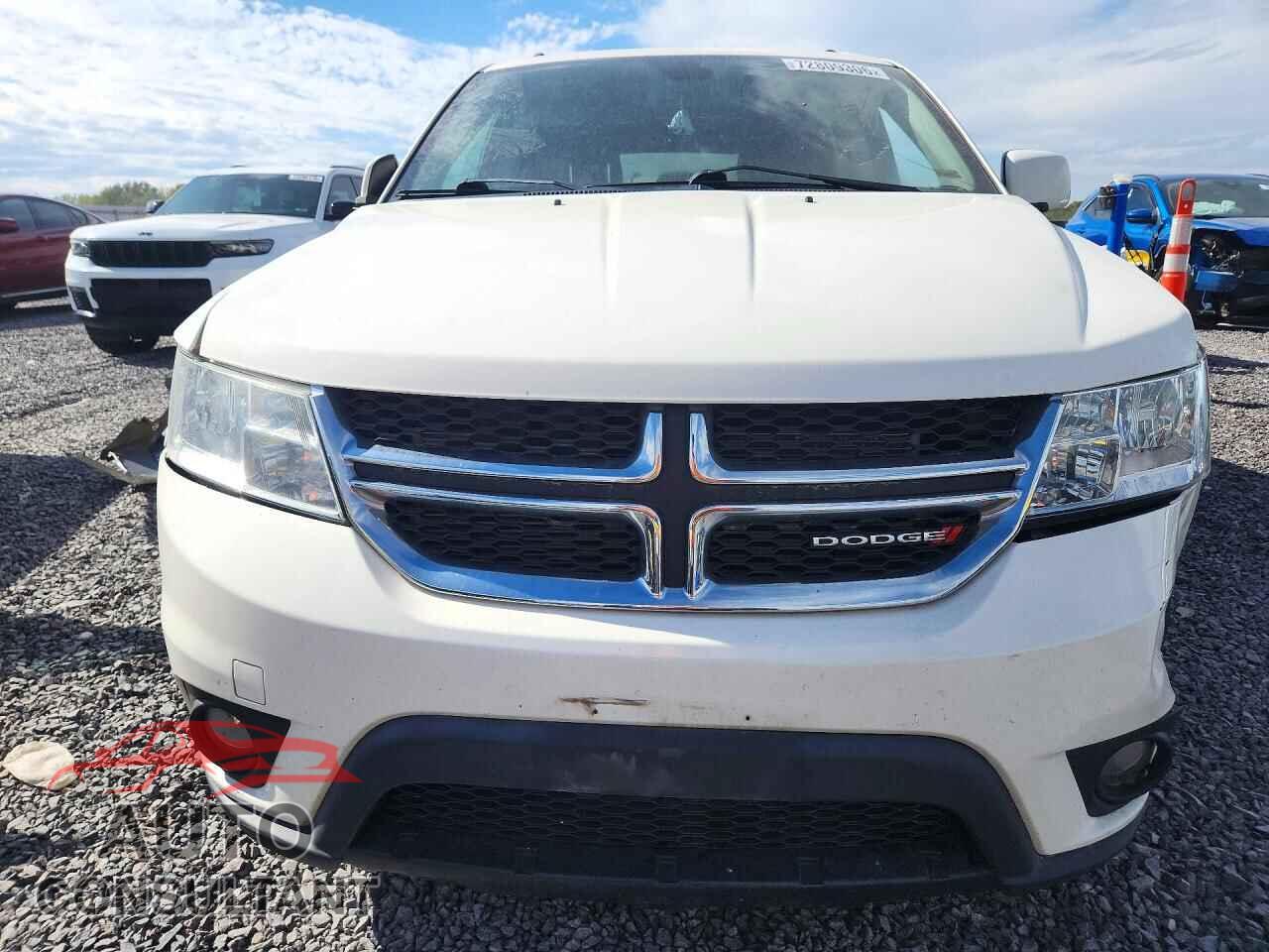 DODGE JOURNEY 2019 - 3C4PDCBB4KT865238