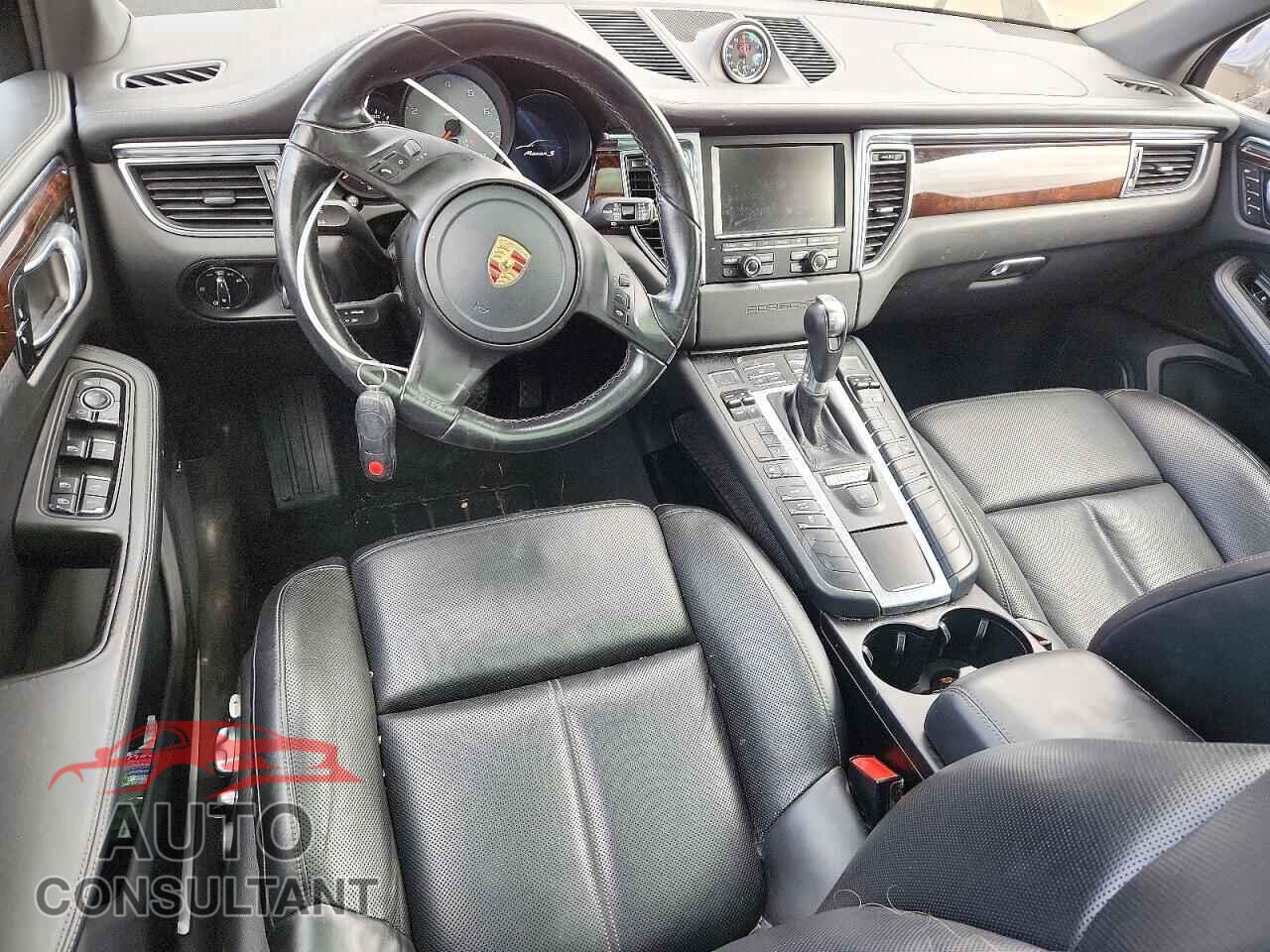 PORSCHE MACAN 2015 - WP1AB2A5XFLB72126