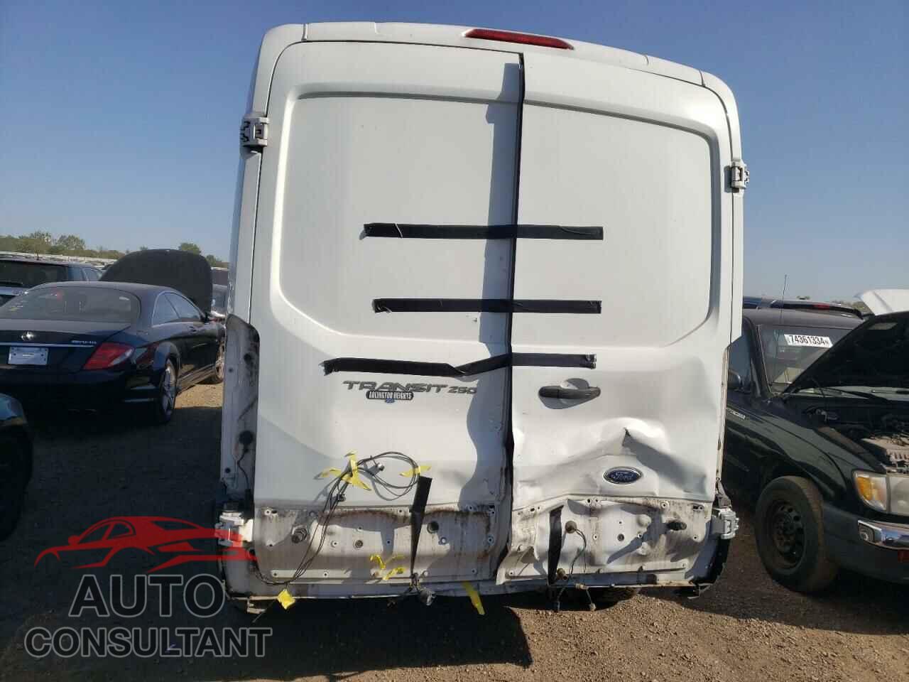 FORD TRANSIT 2017 - 1FTYR2CM0HKA96134
