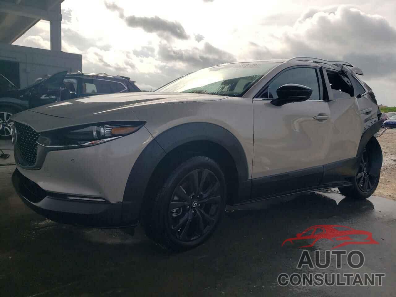 MAZDA CX30 2024 - 3MVDMBEY6RM610204