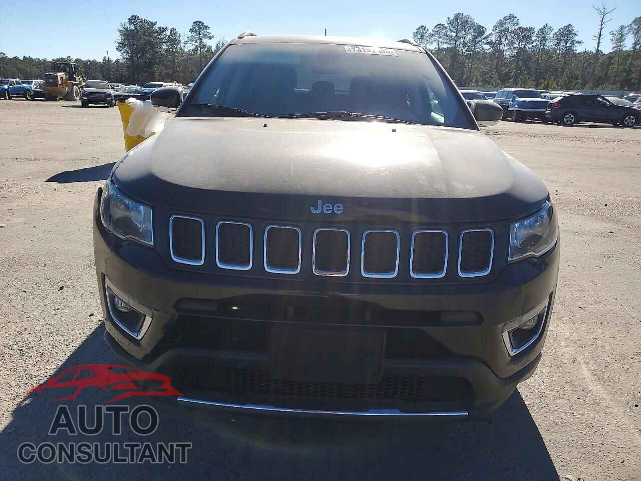 JEEP COMPASS 2018 - 3C4NJDCB8JT245284