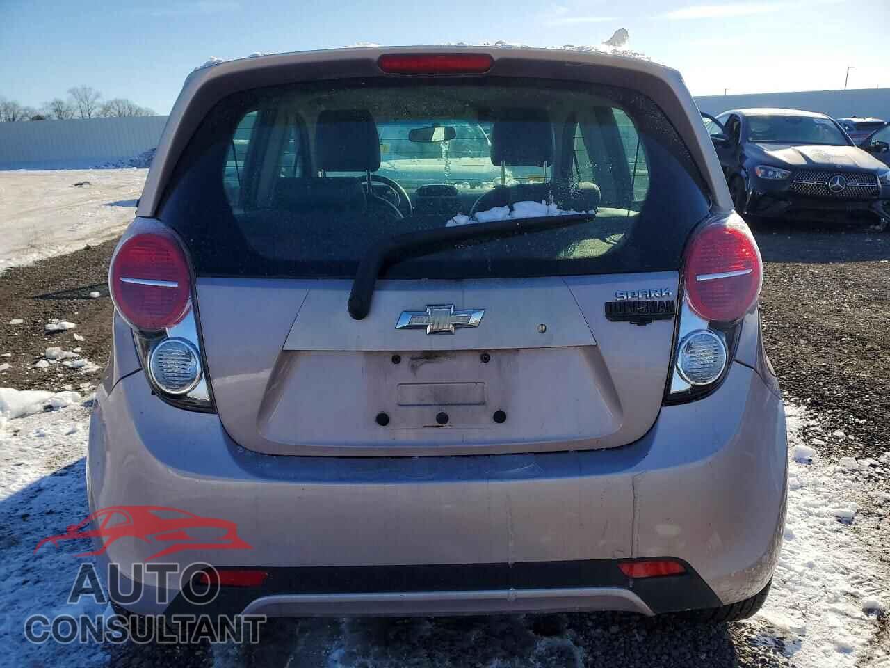 CHEVROLET SPARK 2013 - KL8CB6S95DC501324