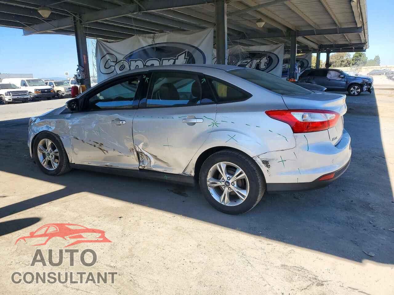 FORD FOCUS 2014 - 1FADP3F20EL374563