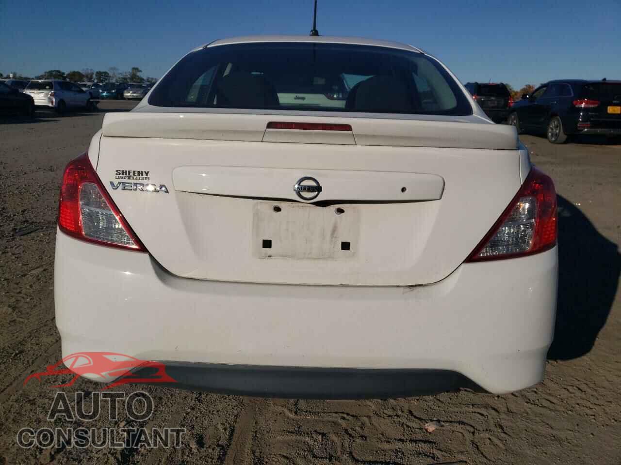 NISSAN VERSA 2017 - 3N1CN7AP3HL801302