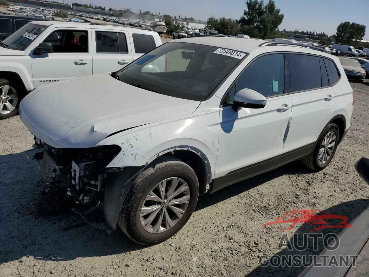 VOLKSWAGEN TIGUAN 2018 - 3VV1B7AX5JM115812