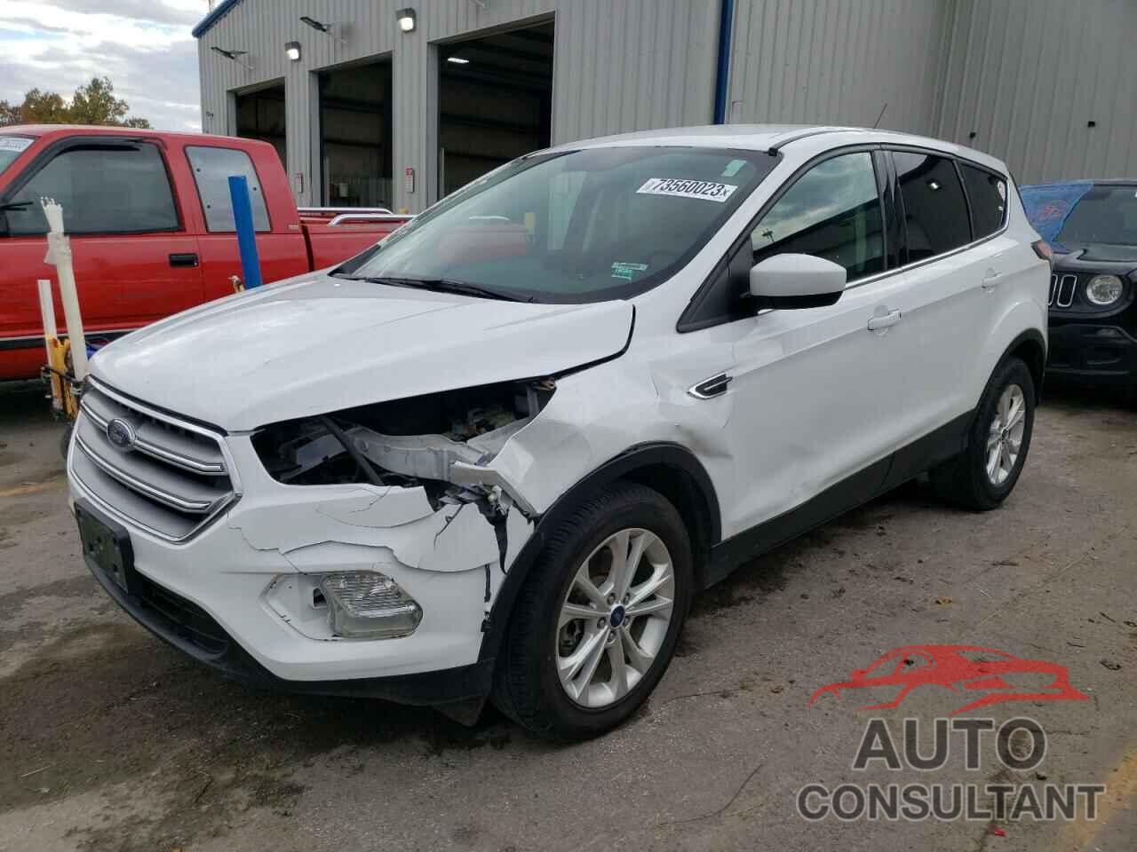 FORD ESCAPE 2017 - 1FMCU0G94HUA15901