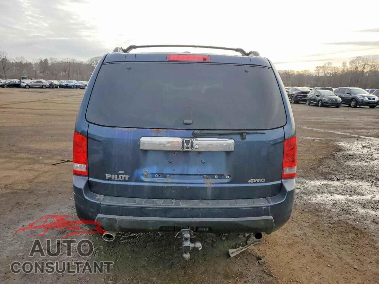 HONDA PILOT 2011 - 5FNYF4H75BB012949