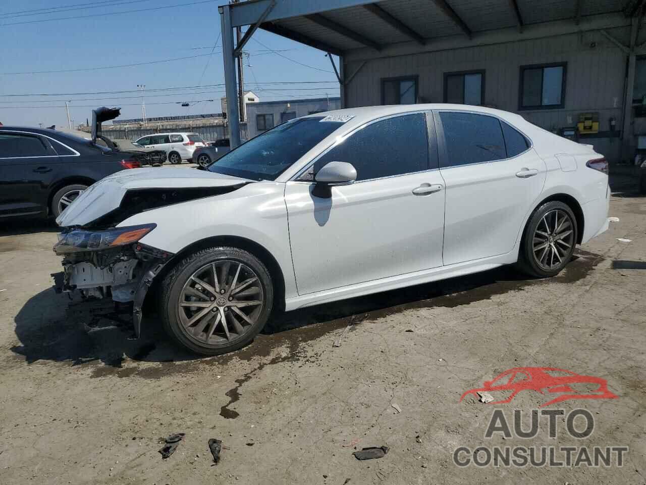 TOYOTA CAMRY 2022 - 4T1T11AK8NU032500