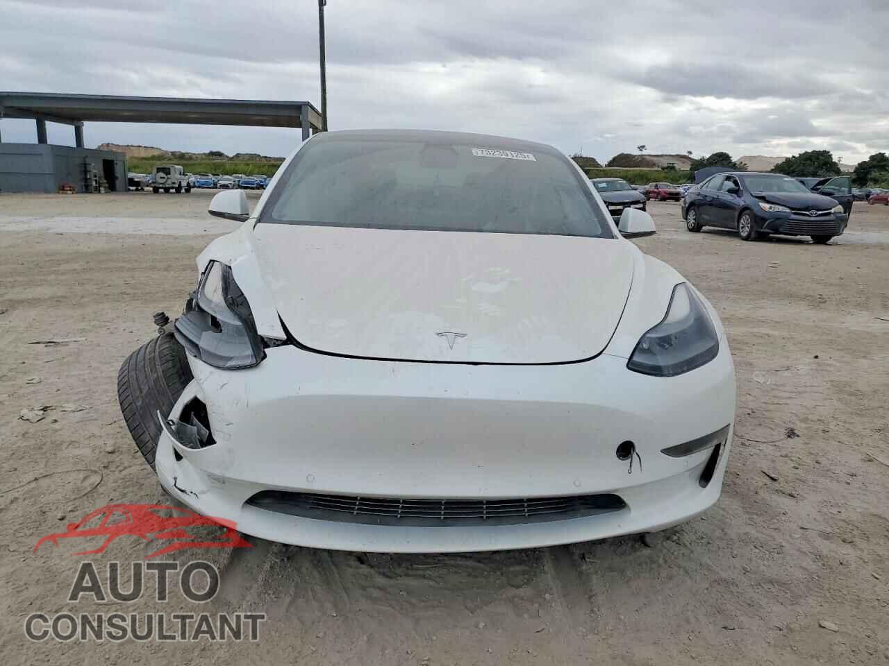 TESLA MODEL 3 2022 - 5YJ3E1EA3NF328768