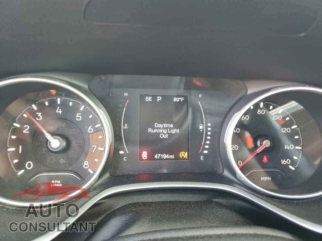 JEEP COMPASS 2020 - 3C4NJDBB5LT139721