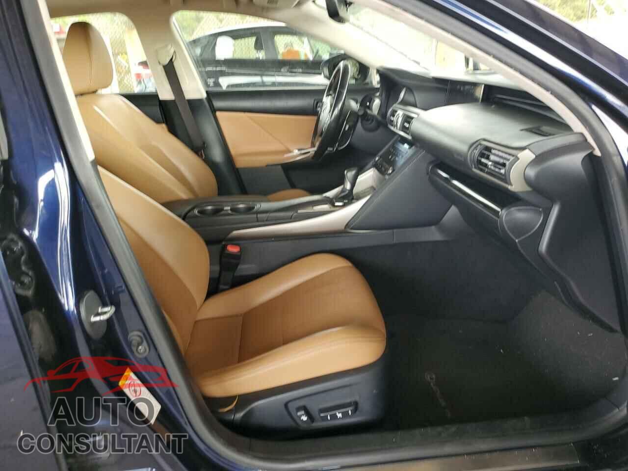 LEXUS IS 2017 - JTHCM1D29H5021137