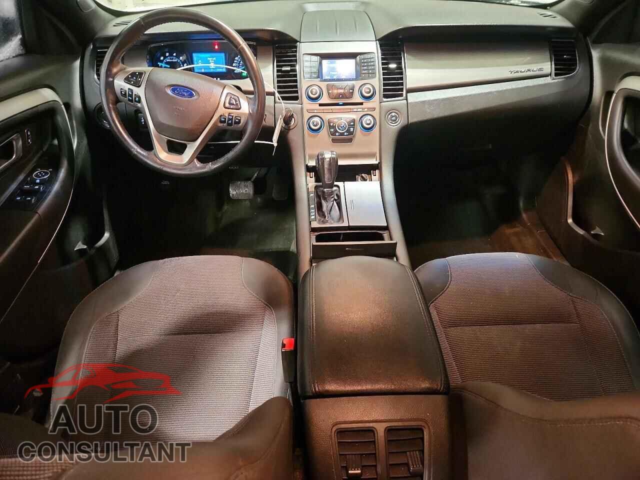 FORD TAURUS 2013 - 1FAHP2E93DG200875