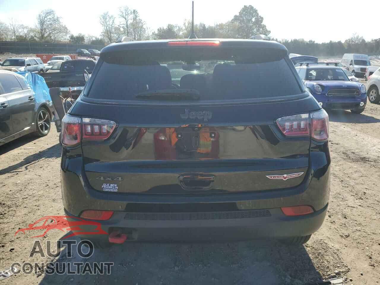 JEEP COMPASS 2018 - 3C4NJDDB6JT442081