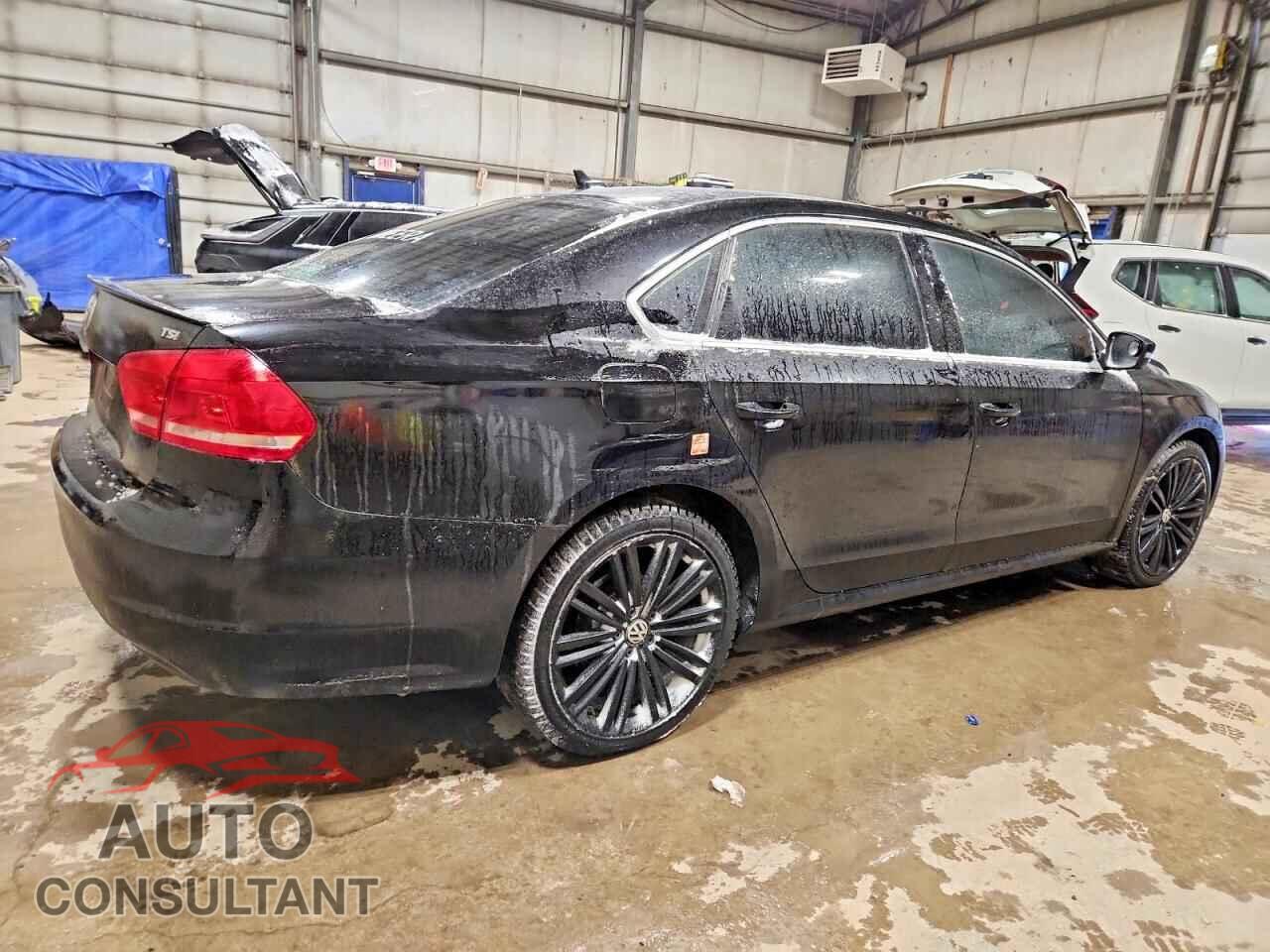 VOLKSWAGEN PASSAT 2015 - 1VWBS7A30FC066170