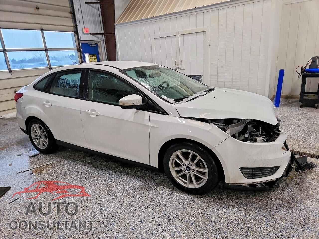 FORD FOCUS 2015 - 1FADP3F20FL354119