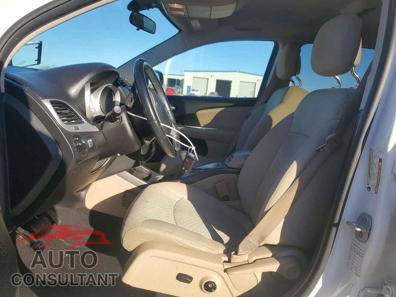 DODGE JOURNEY 2017 - 3C4PDCABXHT590260