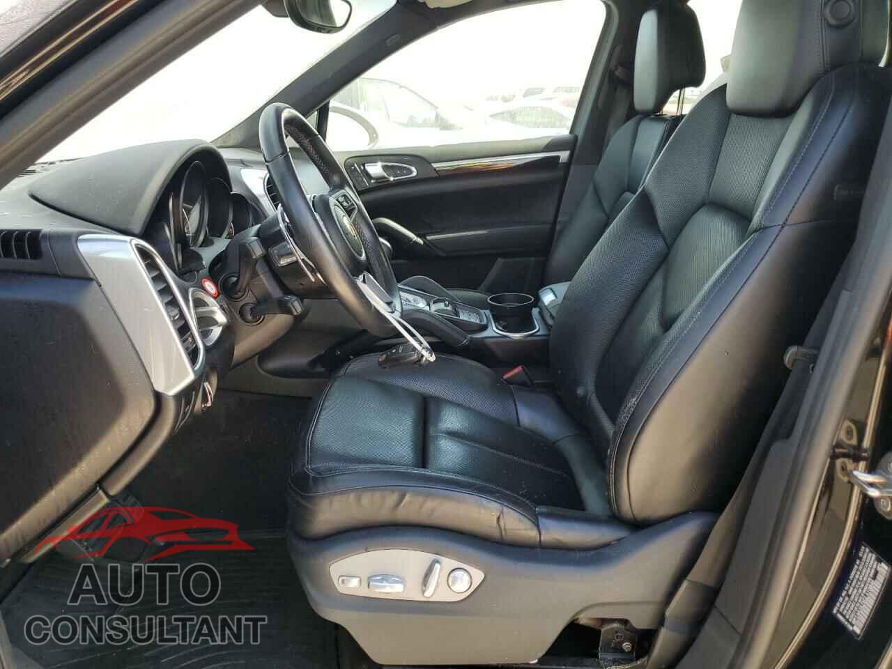 PORSCHE CAYENNE 2016 - WP1AA2A2XGLA10846