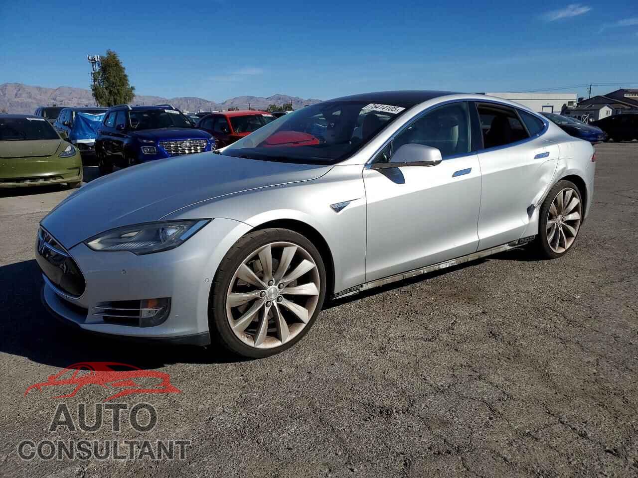 TESLA MODEL S 2014 - 5YJSA1H11EFP56700