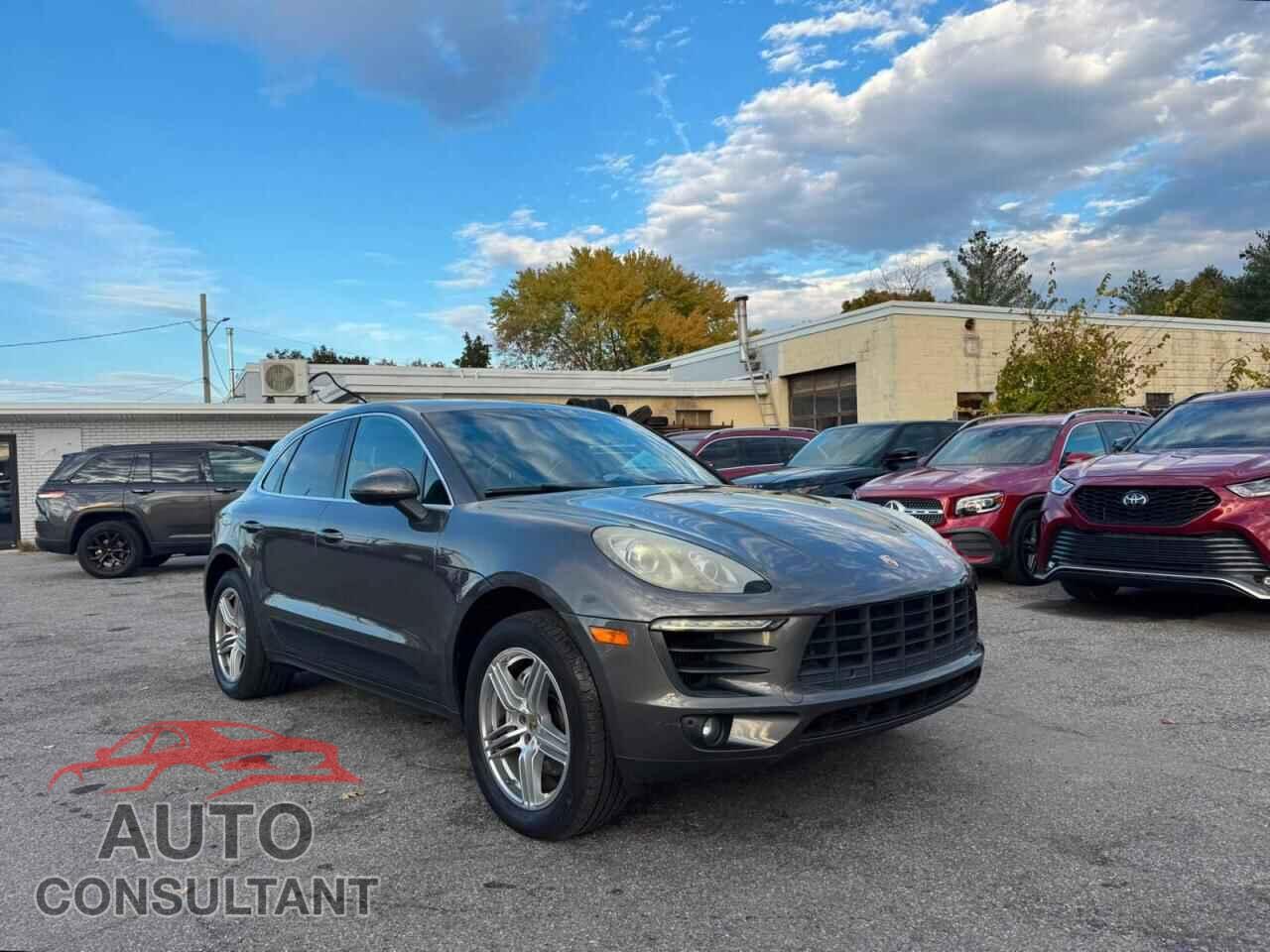 PORSCHE MACAN 2015 - WP1AB2A56FLB51614