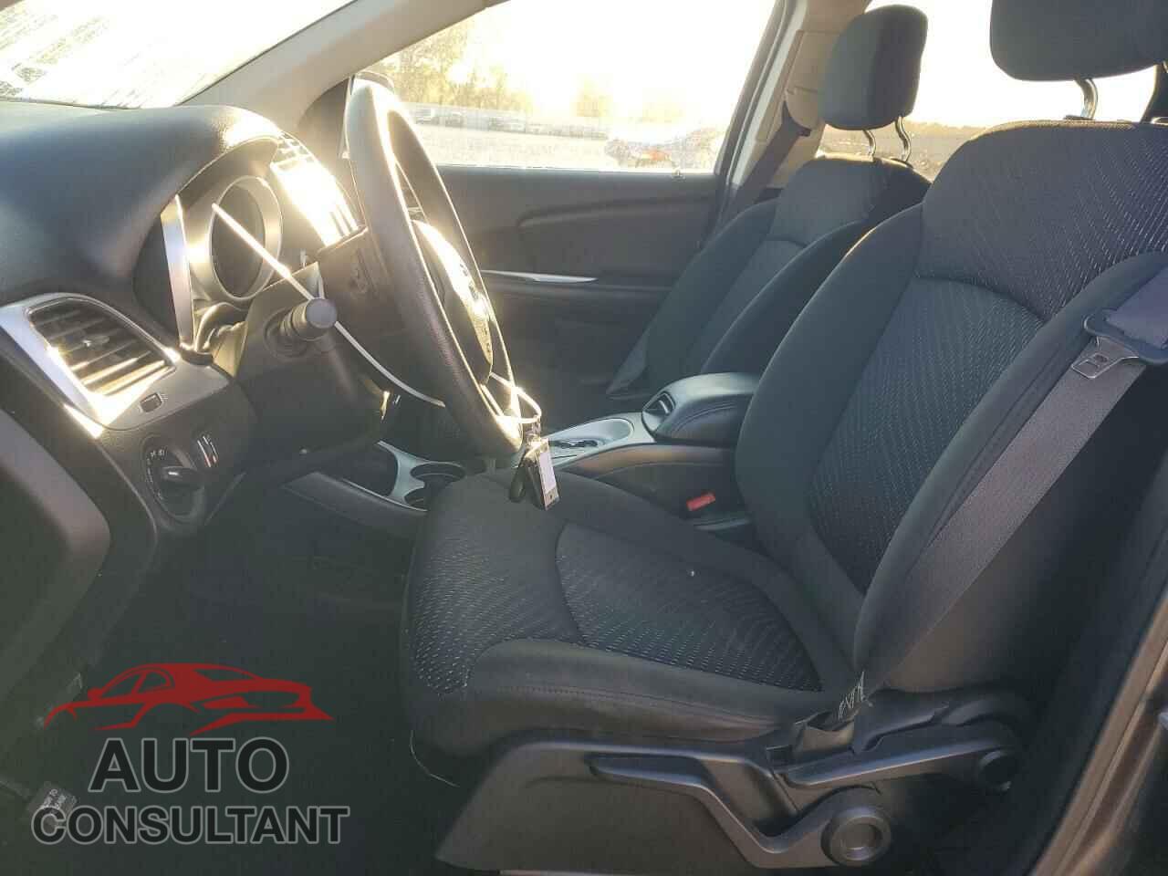 DODGE JOURNEY 2019 - 3C4PDCAB3KT751636