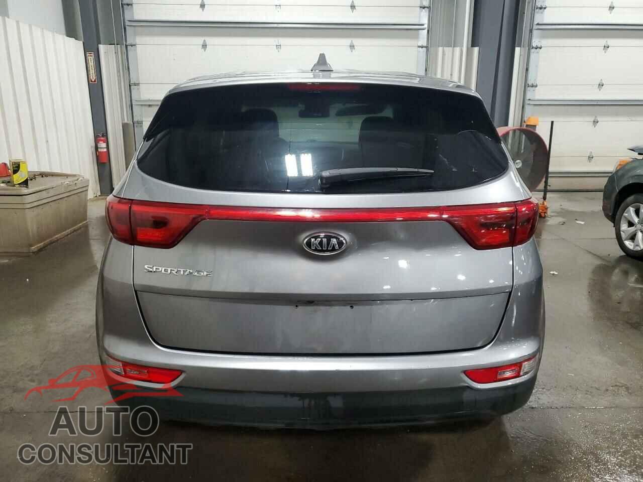 KIA SPORTAGE 2018 - KNDPMCAC6J7347323