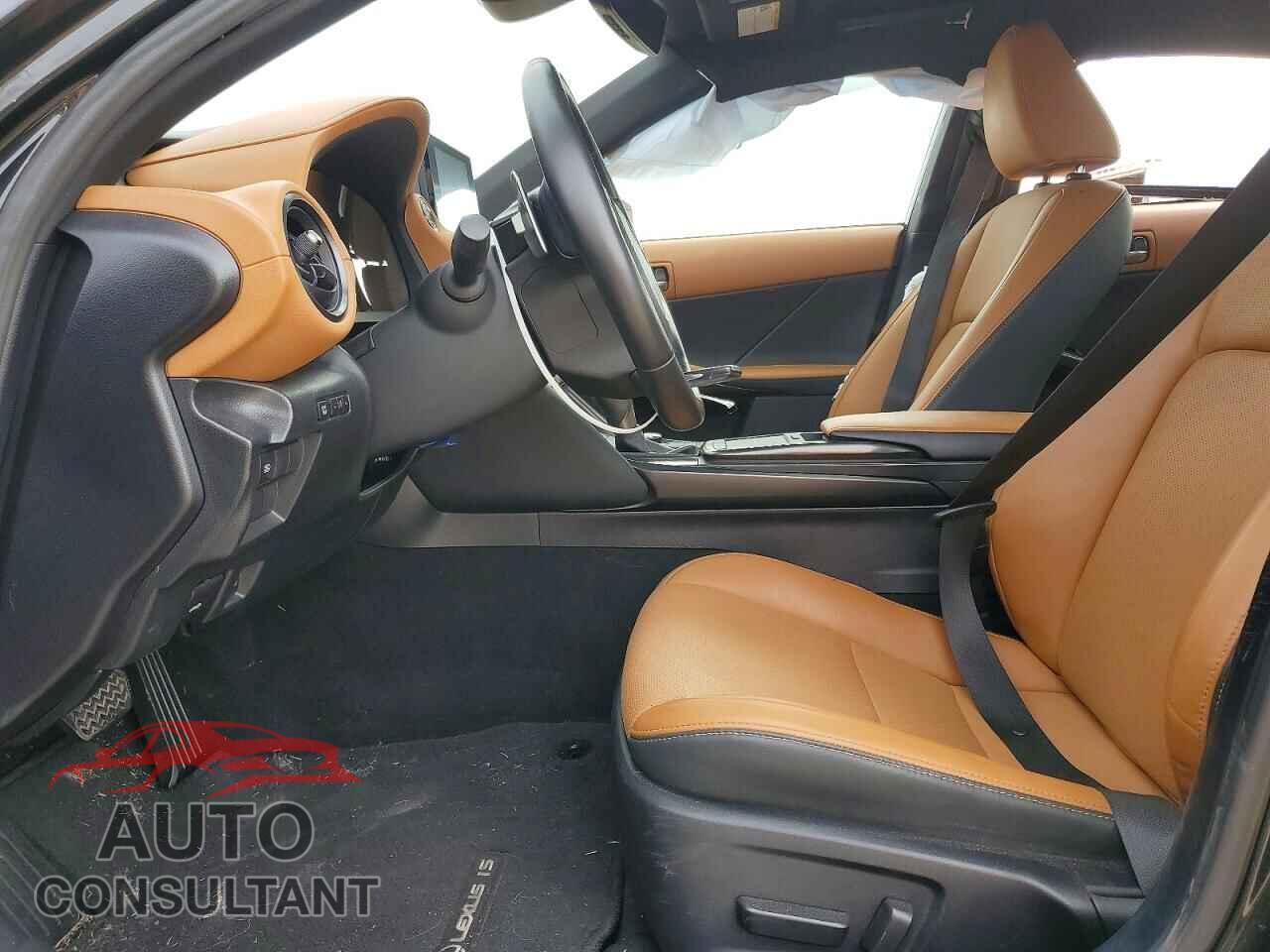 LEXUS IS 2023 - JTHCA1D2XP5125322
